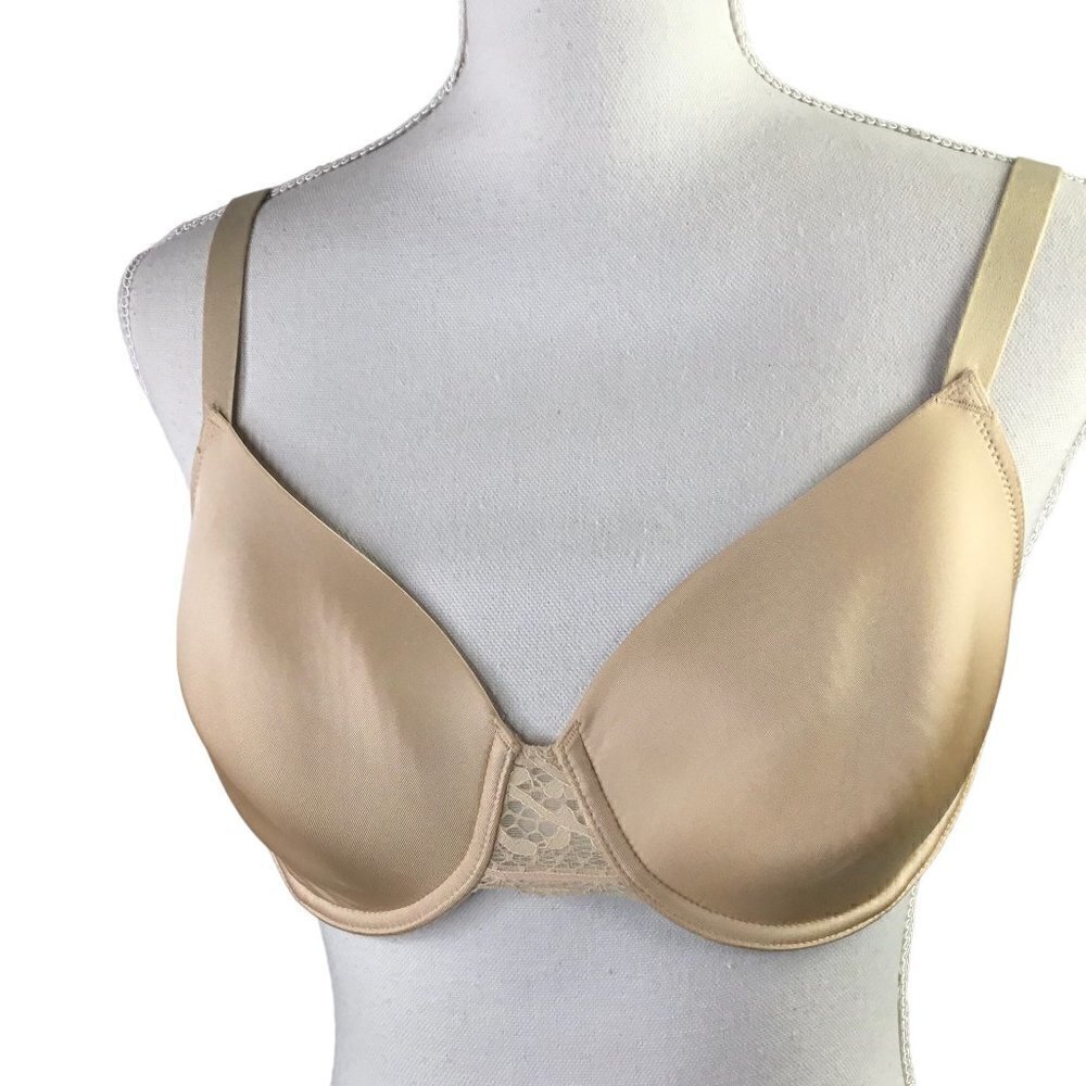 Wacoal Classic Charms Contour Bra 32DD 856131 Beige Nude Underwire Lace Accent